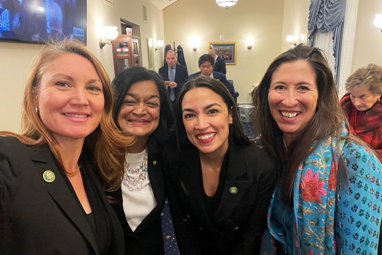 Democratic women in the House are trying to grow their ranks to 100 Democratic women in the House are trying to grow their ranks to 100