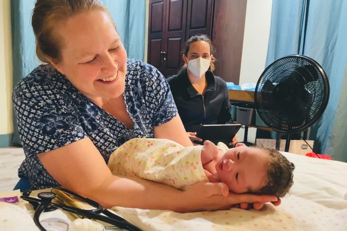 Freestanding birth centers are closing as maternity care gaps grow Freestanding birth centers are closing as maternity care gaps grow