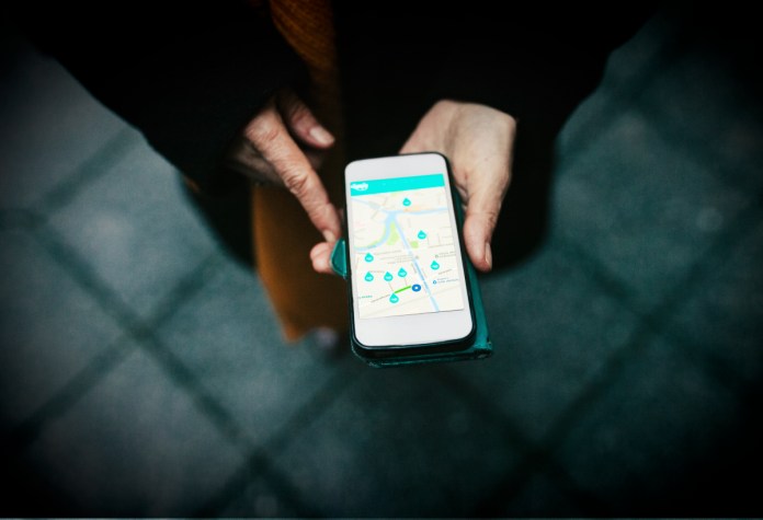 A surveillance vendor was caught exploiting a new SS7 attack to track people’s phone locations | TechCrunch