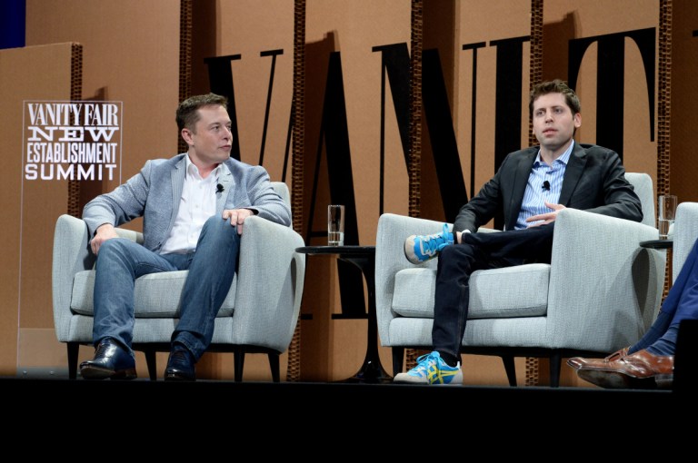 Elon Musk’s xAI sues Apple and OpenAI, alleging anticompetitive collusion | TechCrunch Elon Musk’s xAI sues Apple and OpenAI, alleging anticompetitive collusion | TechCrunch