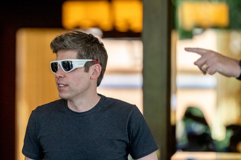 Sam Altman, over bread rolls, explores life after GPT-5 | TechCrunch Sam Altman, over bread rolls, explores life after GPT-5 | TechCrunch