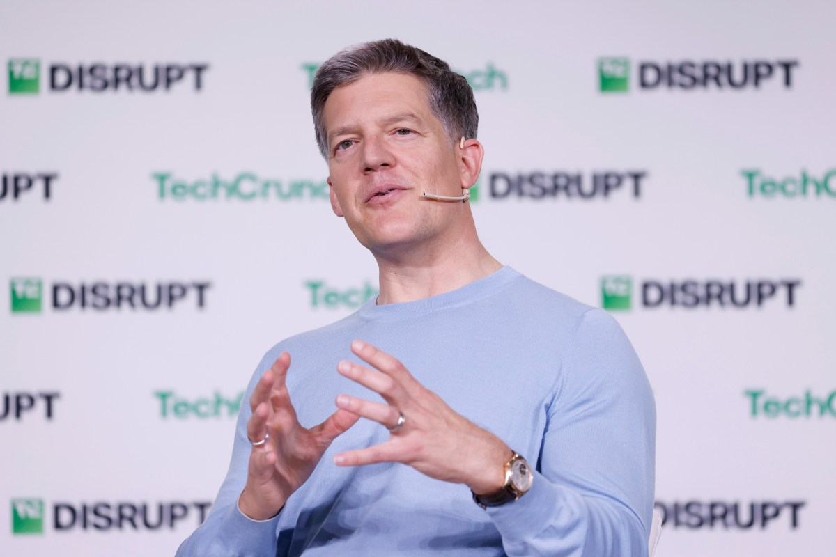 Sequoia’s Roelof Botha warns founders about chasing sky-high valuations as the firm doubles down on its selective approach | TechCrunch