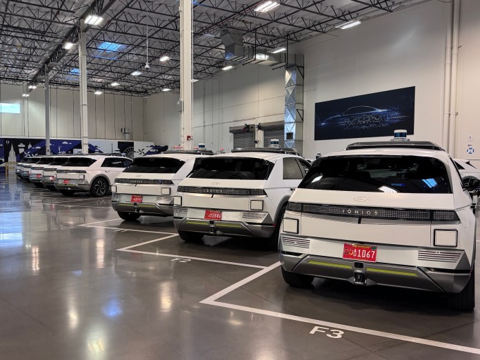 Motional puts AI at center of robotaxi reboot as it targets 2026 for driverless service | TechCrunch Motional puts AI at center of robotaxi reboot as it targets 2026 for driverless service | TechCrunch