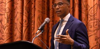 Amanda Edwards, Christian Menefee meet for debate at the University of Houston – The Cougar