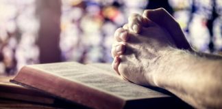 Ron Kenoly, Gospel Singer and Worship Leader, Dead at 81