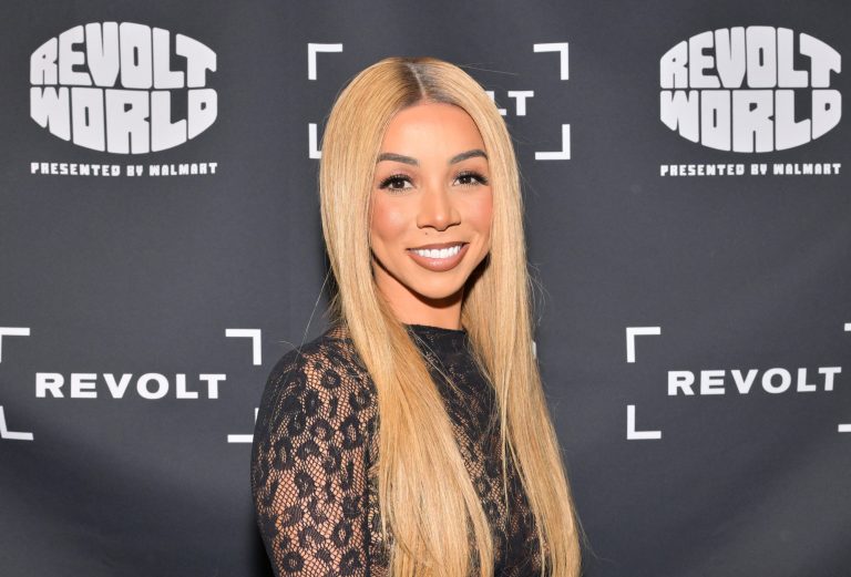 Oop! Brittany Renner Claps Back At Trolls For Criticizing Her Risqué Outfit Choice After Wearing Hijab (PHOTO) Oop! Brittany Renner Claps Back At Trolls For Criticizing Her Risqué Outfit Choice After Wearing Hijab (PHOTO)