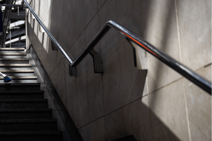 EMTs Help Little Boy Who Got His Head Stuck In Between Metal Hand Railings (VIDEO)
