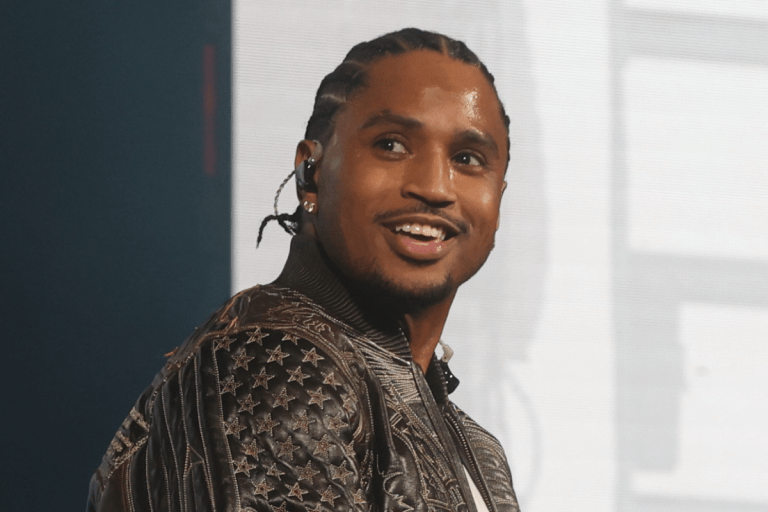 Whoa, Sis! Trey Songz Fan Goes Viral After Trying To Crash Philly Concert With Unexpected Twerk Session (WATCH) Whoa, Sis! Trey Songz Fan Goes Viral After Trying To Crash Philly Concert With Unexpected Twerk Session (WATCH)