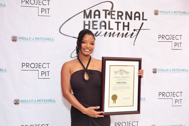Love To See It! Halle Bailey Honored In LA For Speaking On Maternal Health & Postpartum Struggles (PHOTOS) Love To See It! Halle Bailey Honored In LA For Speaking On Maternal Health & Postpartum Struggles (PHOTOS)