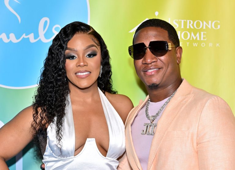Kendra Robinson Recalls The Moment She Learned Yung Joc Had A Baby During Their Break (VIDEO) Kendra Robinson Recalls The Moment She Learned Yung Joc Had A Baby During Their Break (VIDEO)