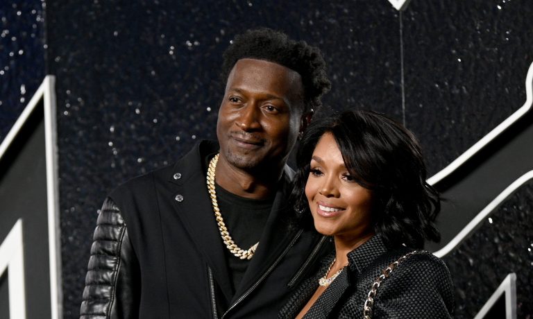 Family Time! Kirk Frost Shares Rare Video Of Rasheeda Singing To His & Jasmine Bleu’s Son Kannon (WATCH) Family Time! Kirk Frost Shares Rare Video Of Rasheeda Singing To His & Jasmine Bleu’s Son Kannon (WATCH)