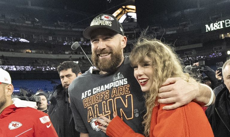 He Did That?! Taylor Swift Flaunts STUNNING Engagement Ring From Travis Kelce In Surprise Announcement Photos He Did That?! Taylor Swift Flaunts STUNNING Engagement Ring From Travis Kelce In Surprise Announcement Photos