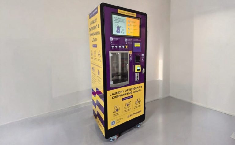This S’porean founder built kiosks that refill household products, they’re now in 14 spots This S’porean founder built kiosks that refill household products, they’re now in 14 spots