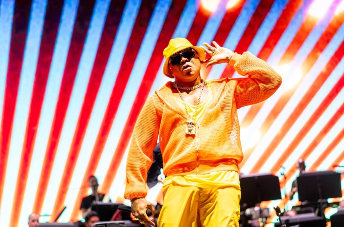 LL Cool J and Jazmine Sullivan Cancel Philadelphia Fest Appearances in Support of City Workers’ Strike