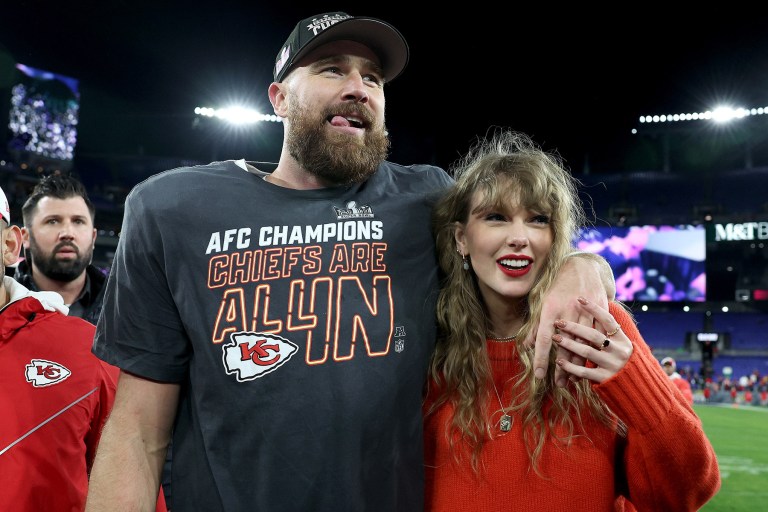 Taylor Swift and Travis Kelce Actually Got Engaged Almost Two Weeks Ago, Dad Says Taylor Swift and Travis Kelce Actually Got Engaged Almost Two Weeks Ago, Dad Says