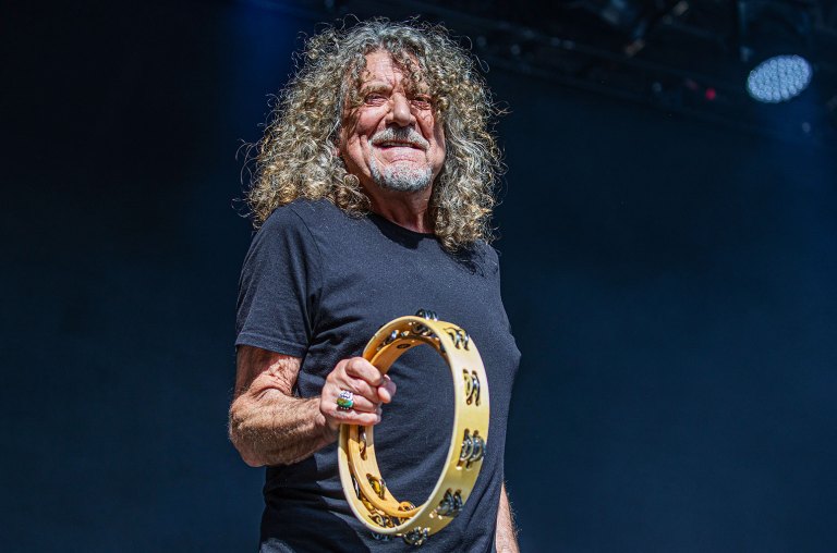 Robert Plant Pays Tribute to Liverpool’s Diogo Jota Following Death at 28 Robert Plant Pays Tribute to Liverpool’s Diogo Jota Following Death at 28
