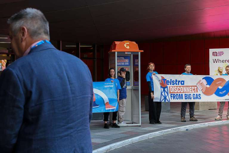 Telstra’s Climate Disconnect: It’s time for Telstra to walk away from the Gas Lobby. – Greenpeace Australia Pacific Telstra’s Climate Disconnect: It’s time for Telstra to walk away from the Gas Lobby. – Greenpeace Australia Pacific