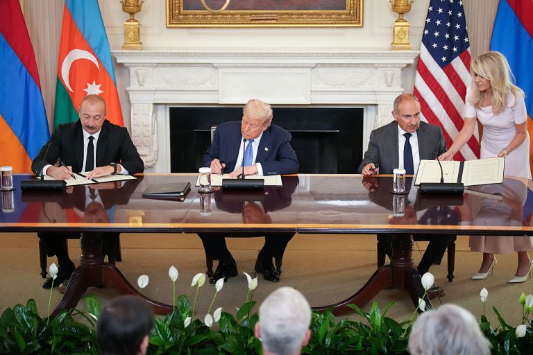Leaders of Armenia and Azerbaijan Shake Hands and Sign Deal at White House Peace Summit Leaders of Armenia and Azerbaijan Shake Hands and Sign Deal at White House Peace Summit