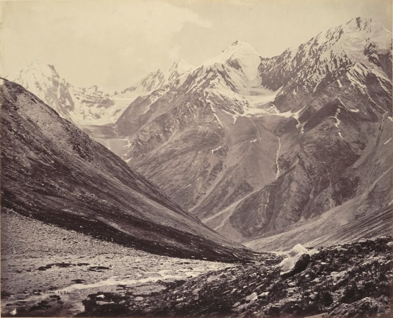 Untold Stories behind the making of Samuel Bourne’s ‘Picturesque’ Photographs of the Himalayas : a colonial narrative of the mountains. Untold Stories behind the making of Samuel Bourne’s ‘Picturesque’ Photographs of the Himalayas : a colonial narrative of the mountains.