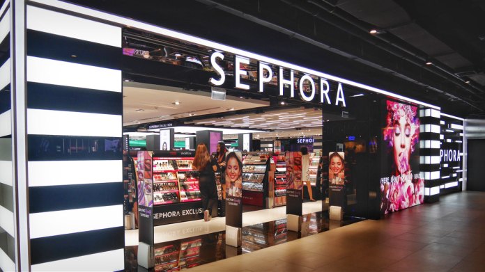 Sephora makes bold move to reverse concerning customer behavior Sephora makes bold move to reverse concerning customer behavior