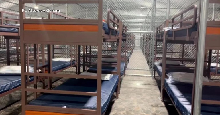 Florida lawmakers visit Alligator Alcatraz for the first time after weeks of being denied entry Florida lawmakers visit Alligator Alcatraz for the first time after weeks of being denied entry