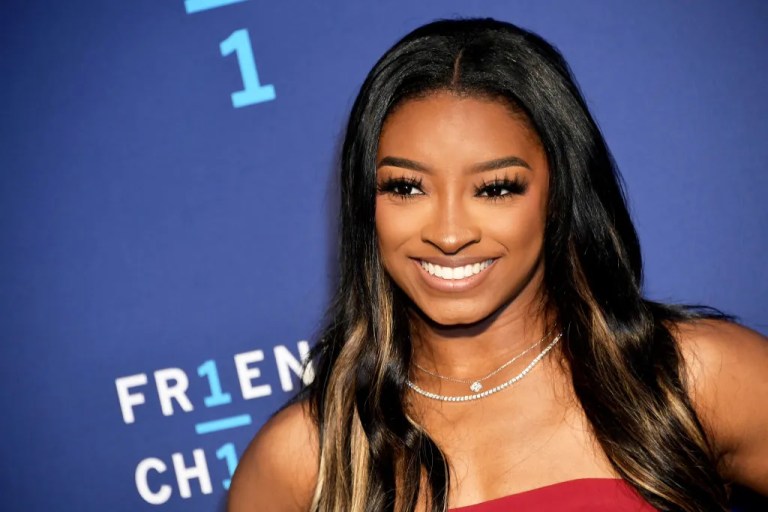 ‘She Is the Whole Package’: Simone Biles Attempts to Cover Up In New Vacation Photos Amid Criticism About Her Recent Transformation ‘She Is the Whole Package’: Simone Biles Attempts to Cover Up In New Vacation Photos Amid Criticism About Her Recent Transformation