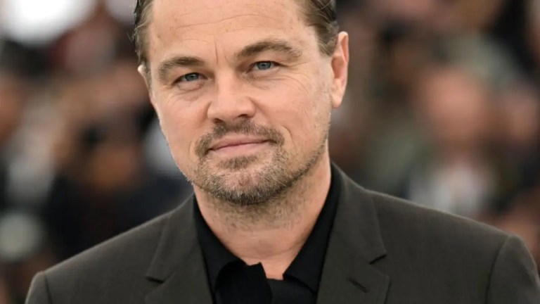 ‘Legs Are as Skinny as His Girlfriend’s: Leonardo DiCaprio’s Shirtless Photos Have Viewers Zooming In on His Lower Half as His 26-Year-Old Girlfriend Gets the Blame for His Transformation ‘Legs Are as Skinny as His Girlfriend’s: Leonardo DiCaprio’s Shirtless Photos Have Viewers Zooming In on His Lower Half as His 26-Year-Old Girlfriend Gets the Blame for His Transformation