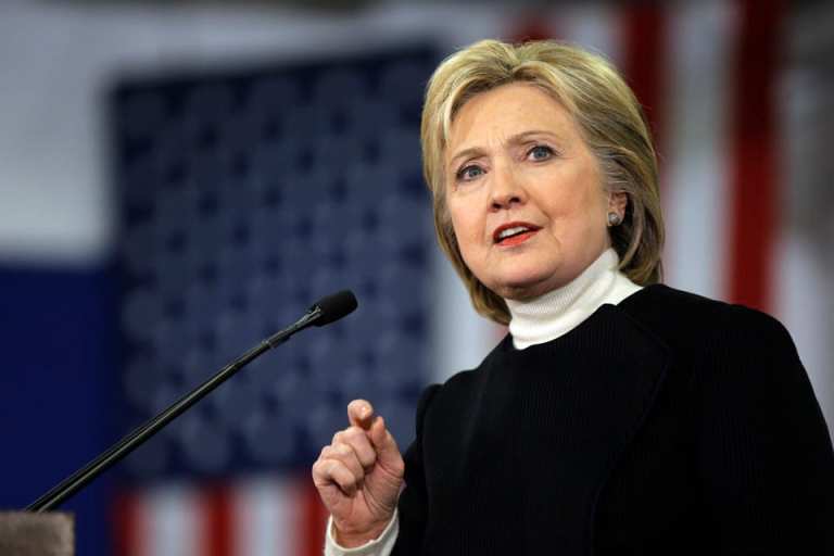 ‘Bill’s Glory Days’: Hillary Clinton Posts Rare Throwback Family Portrait, Fans Gush Over a ‘Younger’ Bill Before Dragging Monica Lewinsky Into the Conversation ‘Bill’s Glory Days’: Hillary Clinton Posts Rare Throwback Family Portrait, Fans Gush Over a ‘Younger’ Bill Before Dragging Monica Lewinsky Into the Conversation