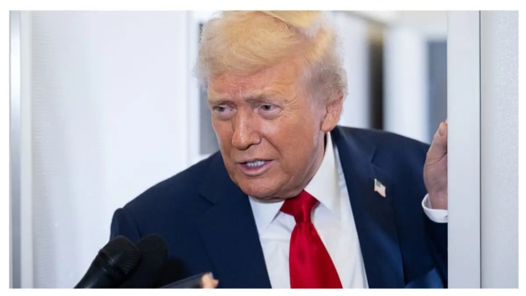 ‘I Read His Lips!’: Trump’s Cringe Move Against Foreign Leader Turns Into a Power Struggle — And One Viewer’s Theory Has Everyone Talking ‘I Read His Lips!’: Trump’s Cringe Move Against Foreign Leader Turns Into a Power Struggle — And One Viewer’s Theory Has Everyone Talking