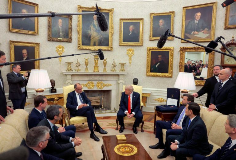 ‘That Looks Awful’: This 1987 Photo of Donald Trump Just Exposed the Hidden Inspiration Behind His White House Renovation ‘That Looks Awful’: This 1987 Photo of Donald Trump Just Exposed the Hidden Inspiration Behind His White House Renovation