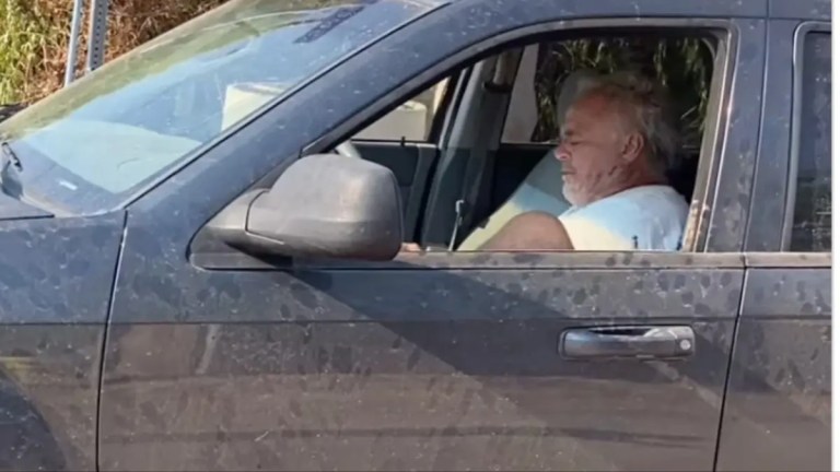 ‘Everything But a Child of God’: White Lawn Worker Calls Arizona Black Pastor a ‘Dumb N****r’ In Video, But Claims He Was Provoked ‘Everything But a Child of God’: White Lawn Worker Calls Arizona Black Pastor a ‘Dumb N****r’ In Video, But Claims He Was Provoked
