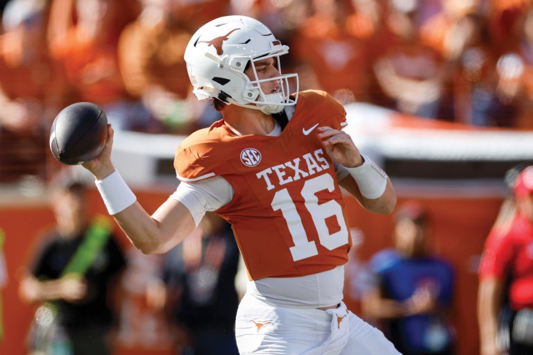 Arch Madness! A Look at the UT Quarterback by the Numbers Arch Madness! A Look at the UT Quarterback by the Numbers