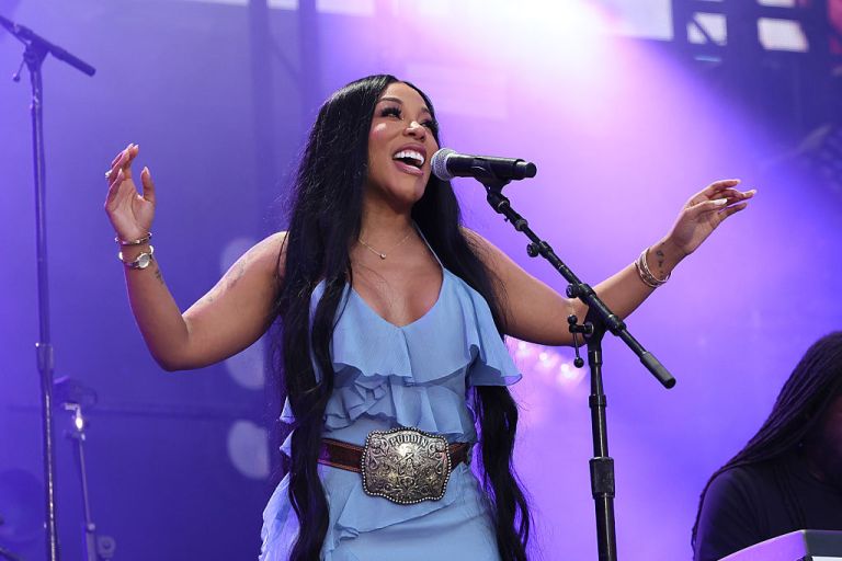 K. Michelle Says She’s Been ‘Activated’ By A ‘Bimbo’ Amid #RHOA Rumors —Shut Your Face’ K. Michelle Says She’s Been ‘Activated’ By A ‘Bimbo’ Amid #RHOA Rumors —Shut Your Face’