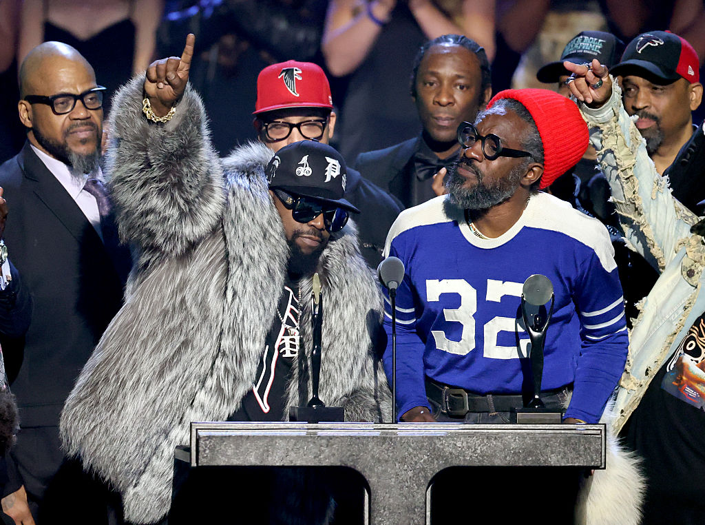 Respect the Rhymes! Outkast, Salt-N-Pepa Inducted Into The Rock & Roll Hall of Fame On Big Night For Hip Hop | FROUSA NEWS Respect the Rhymes! Outkast, Salt-N-Pepa Inducted Into The Rock & Roll Hall of Fame On Big Night For Hip Hop | FROUSA NEWS