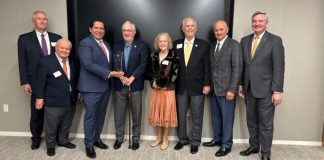 Terry O. Tottenham receives Austin Bar Foundation’s Lifetime Achievement Award
