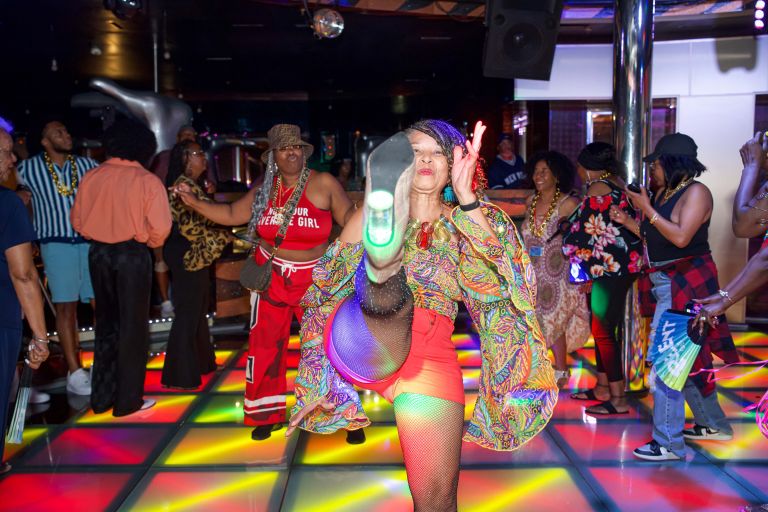 70s vs 90s Theme Night Highlights Day 3 of the Fantastic Voyage 70s vs 90s Theme Night Highlights Day 3 of the Fantastic Voyage