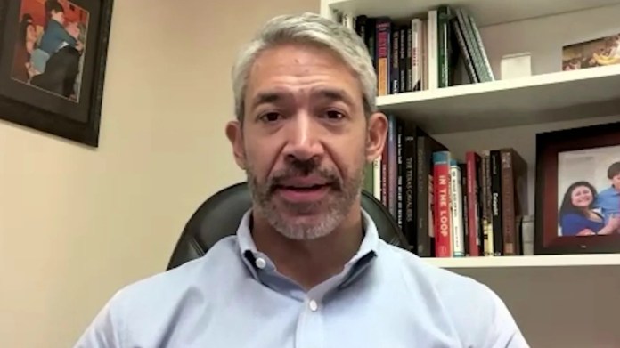 Former Mayor Ron Nirenberg discusses Spurs arena funding, future in San Antonio amid negotiations