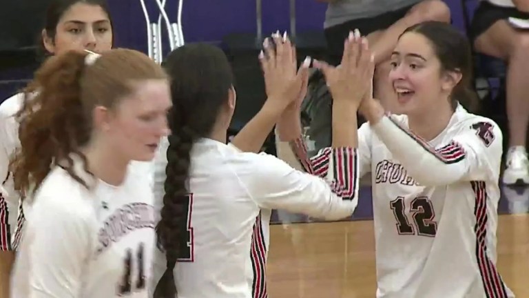 Churchill volleyball embraces ‘Hunger Games’ theme as the motto this season Churchill volleyball embraces ‘Hunger Games’ theme as the motto this season