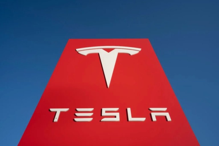 Elon Musk’s America Party Is A Move In The ‘Opposite Direction,’ Says Dan Ives, Analyst Gary Black Says Difficult To Predict Impact On Tesla Brand Short Term – Tesla (NASDAQ:TSLA) Elon Musk’s America Party Is A Move In The ‘Opposite Direction,’ Says Dan Ives, Analyst Gary Black Says Difficult To Predict Impact On Tesla Brand Short Term – Tesla (NASDAQ:TSLA)