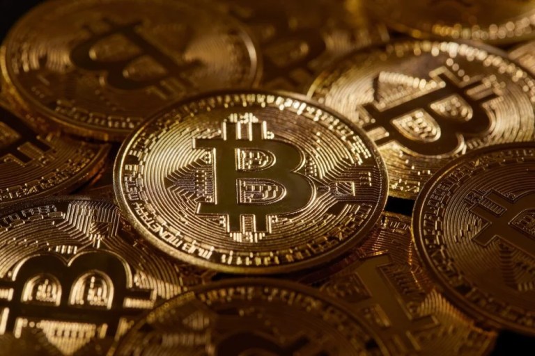Bitcoin Hits Historic High Above 2,000, Noted Investor Says ‘If You Can’t Beat It, You Have To Buy It’ Bitcoin Hits Historic High Above 2,000, Noted Investor Says ‘If You Can’t Beat It, You Have To Buy It’