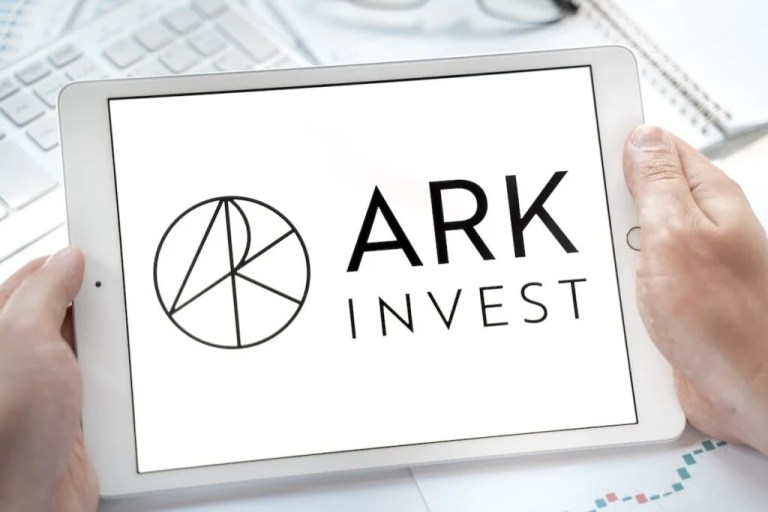 Cathie Wood’s Thursday Bet: ARK Just Bought Million Worth Of Falling Deere Stock, Also Loads Up On Block, Robinhood Shares – ARK Innovation ETF (BATS:ARKK) Cathie Wood’s Thursday Bet: ARK Just Bought Million Worth Of Falling Deere Stock, Also Loads Up On Block, Robinhood Shares – ARK Innovation ETF (BATS:ARKK)