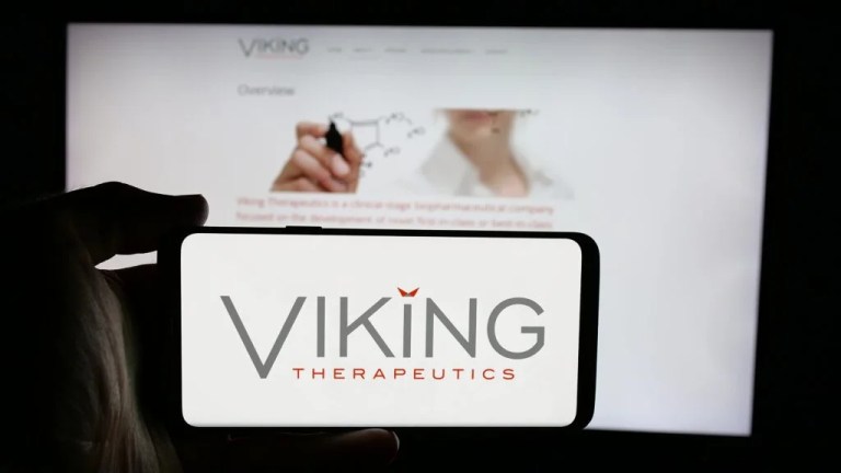 Viking Obesity Pill Faces Steep Climb Against Lilly’s Tirzepatide, Analyst Calls Downtrend Reaction ‘Extreme’ – Viking Therapeutics (NASDAQ:VKTX) Viking Obesity Pill Faces Steep Climb Against Lilly’s Tirzepatide, Analyst Calls Downtrend Reaction ‘Extreme’ – Viking Therapeutics (NASDAQ:VKTX)