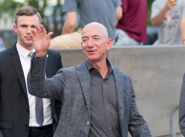 Jeff Bezos Once Said Great Leaders Need More Sleep, Not More Hours — Amazon Founder Then Explained His Point Using This Warren Buffett Rule Jeff Bezos Once Said Great Leaders Need More Sleep, Not More Hours — Amazon Founder Then Explained His Point Using This Warren Buffett Rule