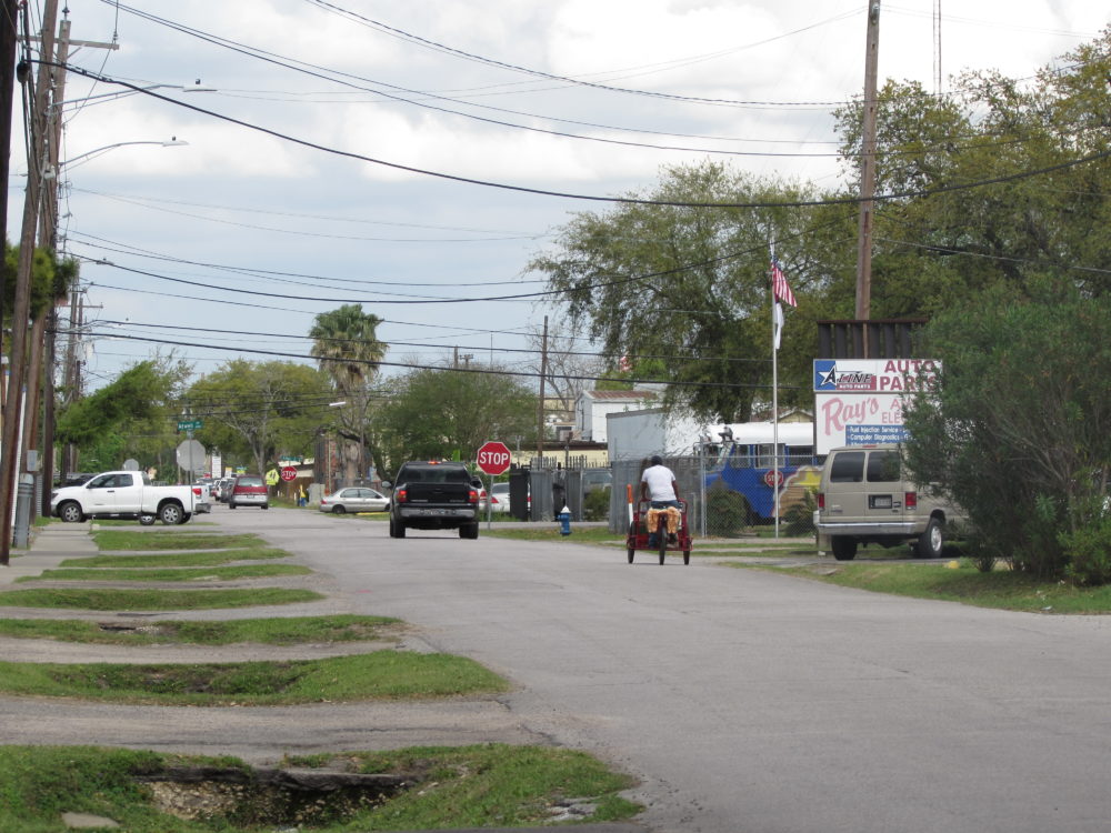 Houston waived more than 230 sidewalk construction requirements since rule change in September | Houston Public Media | FROUSA Media Houston waived more than 230 sidewalk construction requirements since rule change in September | Houston Public Media | FROUSA Media