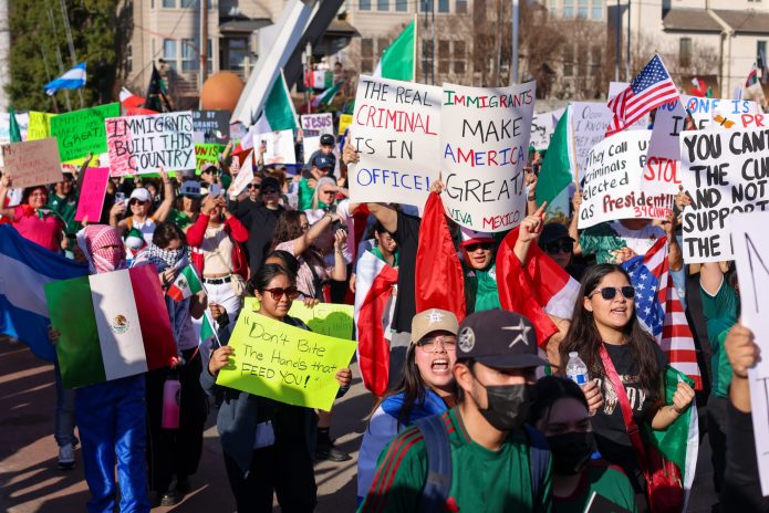 Houston attorney sues feds over Trump administration’s immigrant registration mandate | Houston Public Media