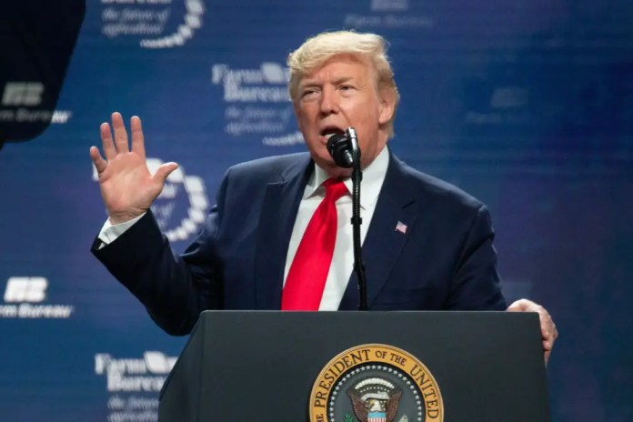 Trump promises oil executives ‘total safety’ if they invest in Venezuela after Maduro ouster | Houston Public Media Trump promises oil executives ‘total safety’ if they invest in Venezuela after Maduro ouster | Houston Public Media