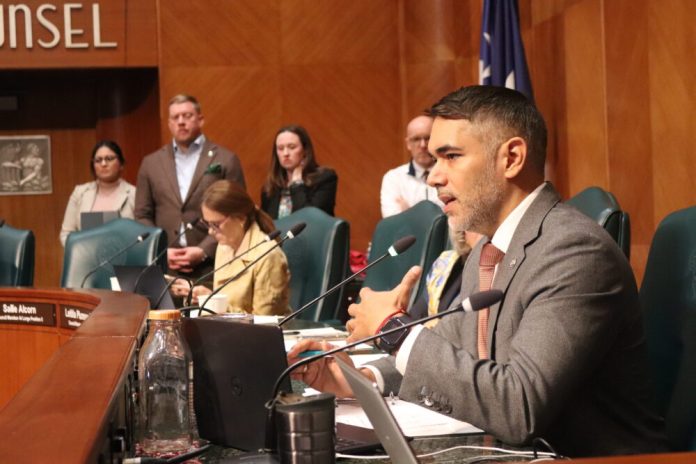 Houston mayor defends HPD coordination with ICE after pushback from council member | Houston Public Media