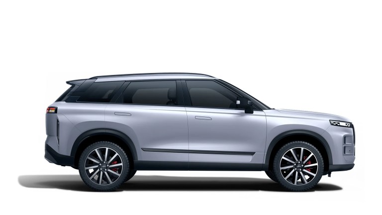 Chinese EV makers are cashing in on Western luxury knockoffs Chinese EV makers are cashing in on Western luxury knockoffs