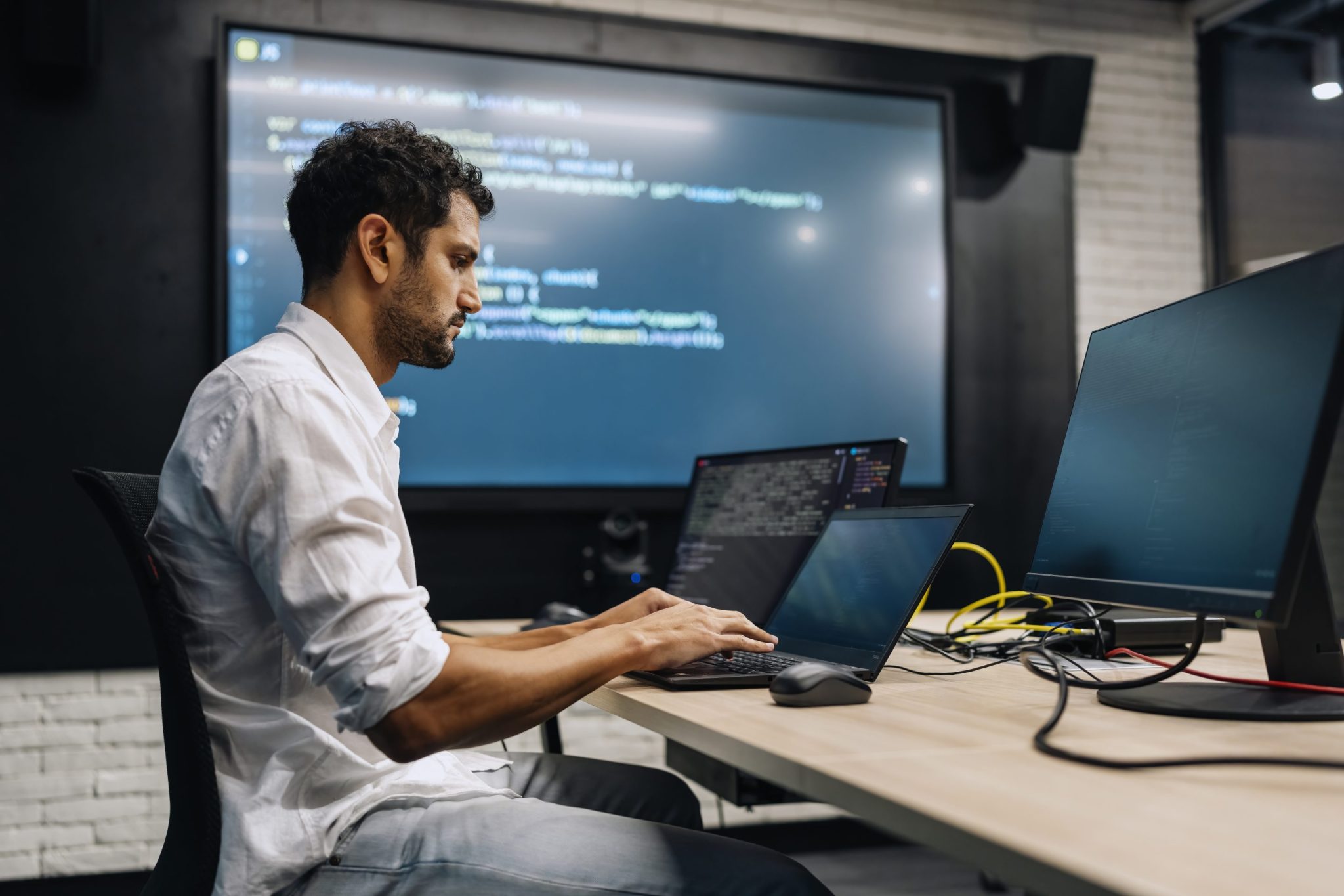 Experienced software developers assumed AI would save them a chunk of time. But in one experiment, their tasks took 20% longer | FROUSA Media