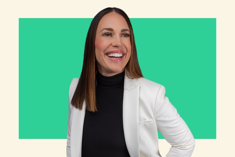 Athleta poaches a woman Nike executive to be its new CEO Athleta poaches a woman Nike executive to be its new CEO